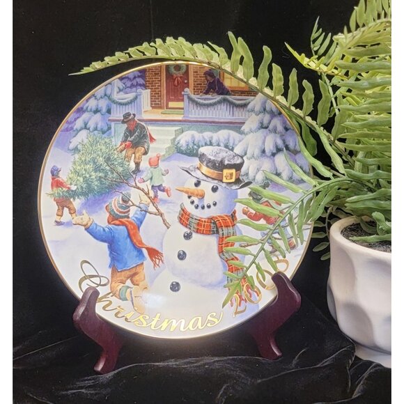 Avon Porcelain Collector's Plate "Winter Memories" - Picture 3 of 10